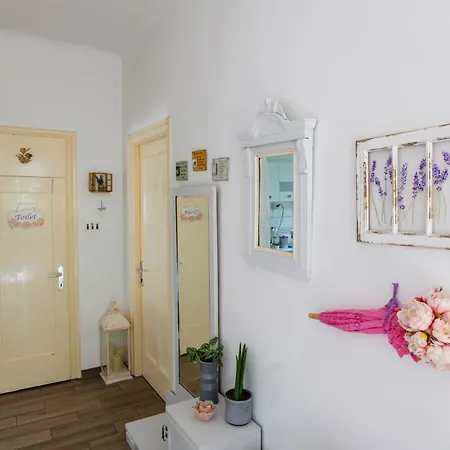 Appartement Inga With Free Private Parking