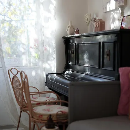 アパート Inga With Free Private Parking