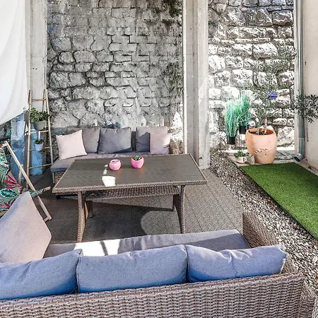 Inga With Free Private Parking Apartamento